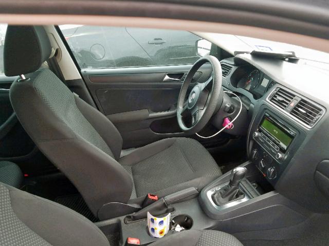 3VW2K7AJ3CM351860 - 2012 VOLKSWAGEN JETTA BASE GRAY photo 5