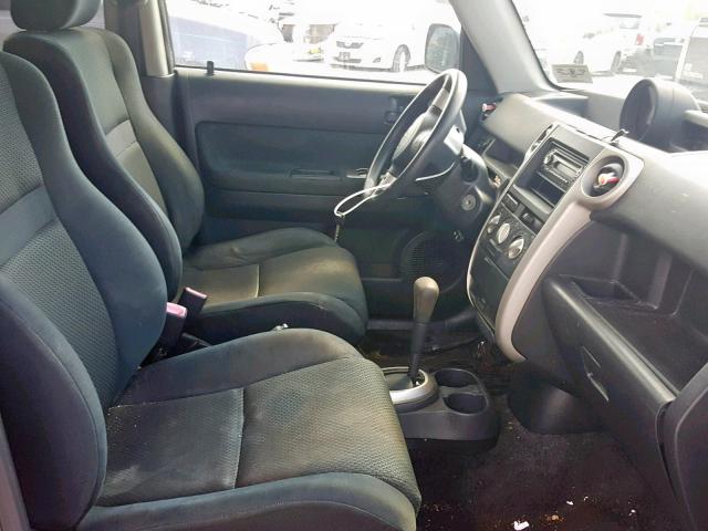 JTLKT324964067073 - 2006 TOYOTA SCION XB შავი ფოტო 5