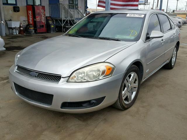 2G1WD58CX69432936 - 2006 CHEVROLET IMPALA SUP 银色 照片 2