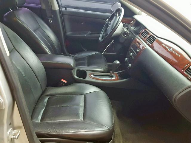2G1WD58CX69432936 - 2006 CHEVROLET IMPALA SUP 银色 照片 5