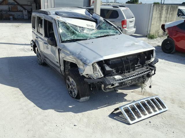1J8HG48K07C695898 - 2007 JEEP COMMANDER Gümüş foto 1