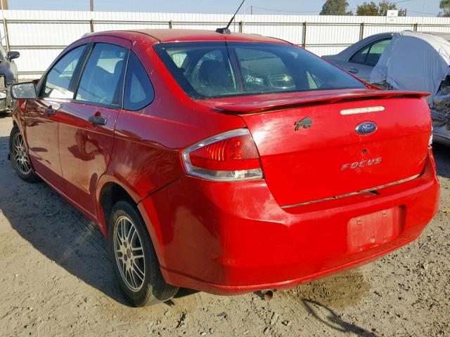 1FAHP34N98W113773 - 2008 FORD FOCUS S/SE RED photo 3