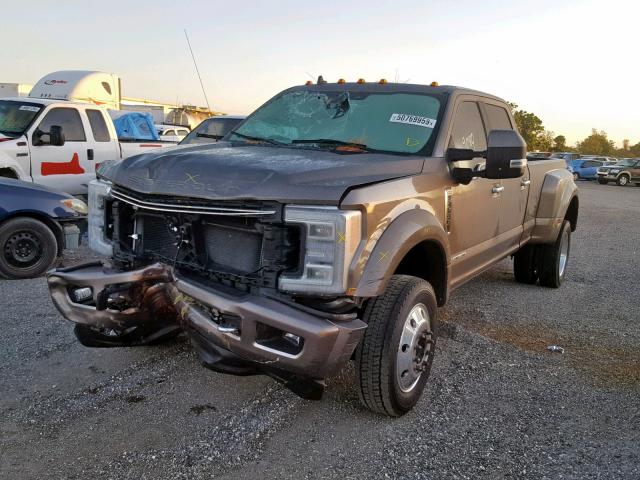 1FT8W4DTXKEC66354 - 2019 FORD F450 SUPER BROWN photo 2