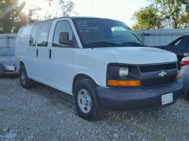 1GCFG154381104348 - 2008 CHEVROLET EXPRESS G1 WHITE photo 1