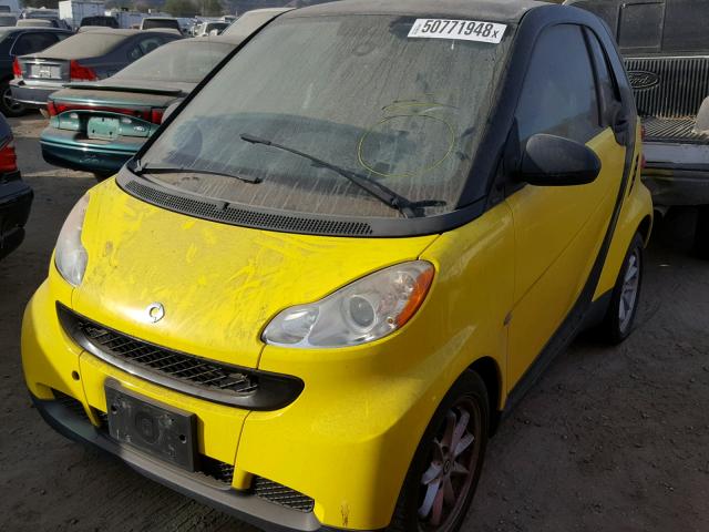 WMEEJ31X58K188886 - 2008 SMART FORTWO YELLOW photo 2