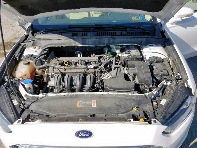 3FA6P0H7XGR336343 - 2016 FORD FUSION SE WHITE photo 7