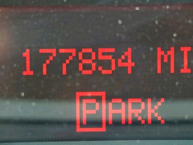 2G2WP552681106115 - 2008 PONTIAC GRAND PRIX BLACK photo 8