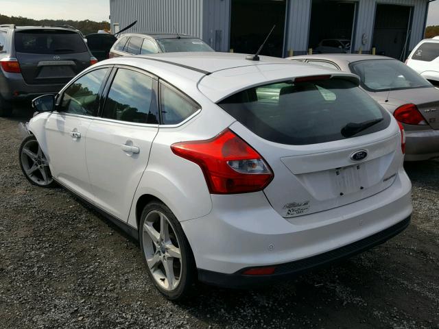 1FADP3N27DL258387 - 2013 FORD FOCUS TITA WHITE photo 3