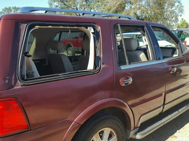 5LMFU27R83LJ15455 - 2003 LINCOLN NAVIGATOR Бордовый фото 9