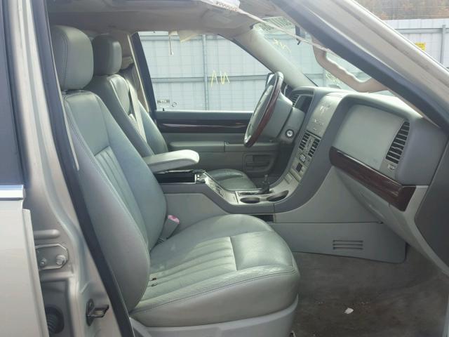 5LMEU78H83ZJ11997 - 2003 LINCOLN AVIATOR Bej foto 5