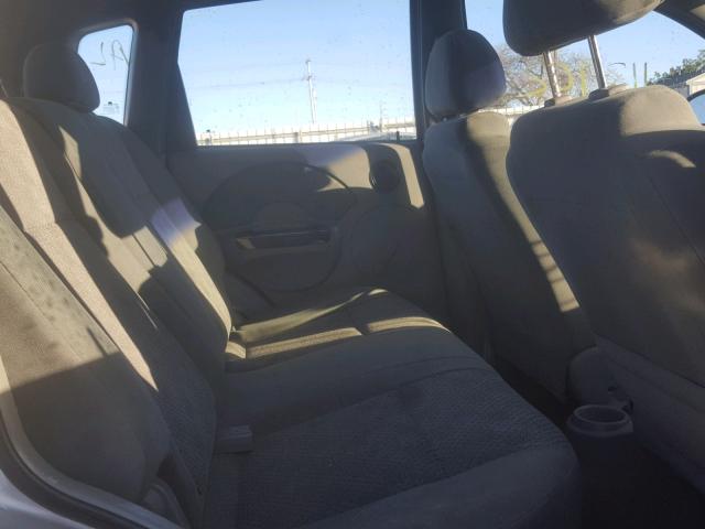KL1TD62615B375825 - 2005 CHEVROLET AVEO BASE Күміс фото 6
