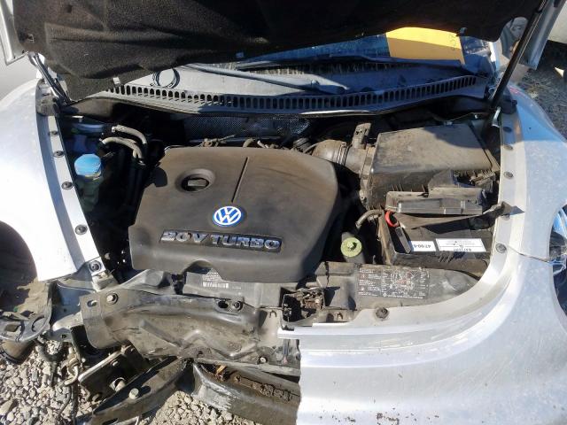 3VWDD21C31M451879 - 2001 VOLKSWAGEN NEW BEETLE 银色 照片 7
