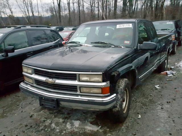 1GCGC29R0TE247013 - 1996 CHEVROLET C2500 BLACK photo 2