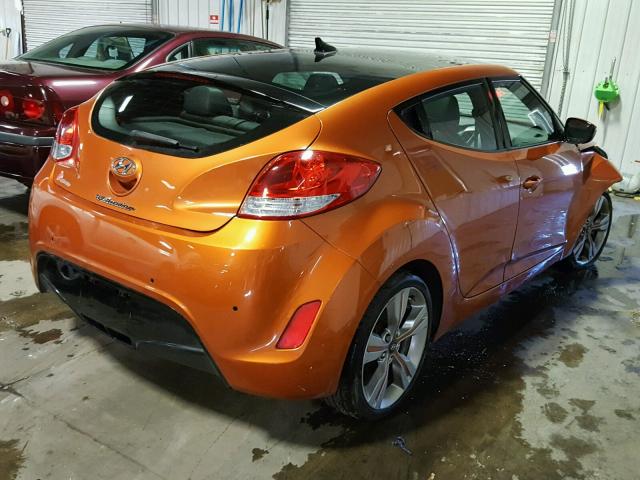 KMHTC6AD0DU137328 - 2013 HYUNDAI VELOSTER B ORANGE photo 4