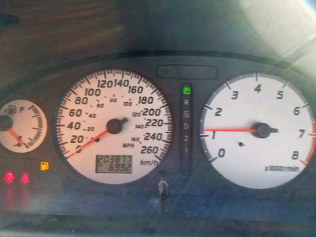 JN1CA31A11T111808 - 2001 NISSAN MAXIMA GXE GRAY photo 8