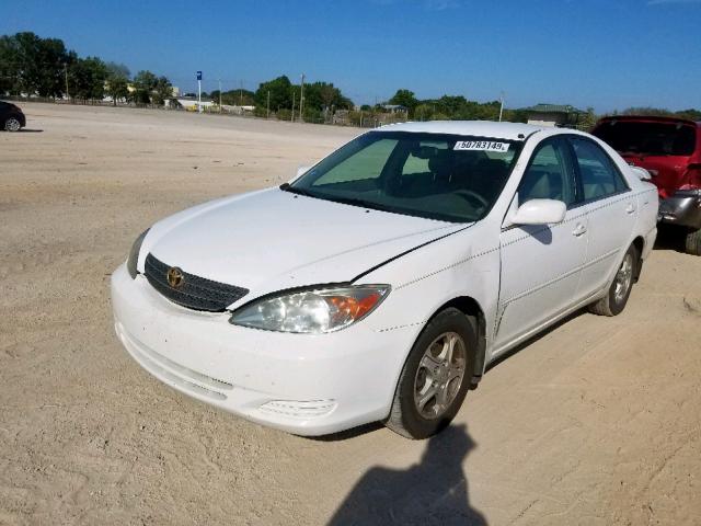 4T1BE32K42U011178 - 2002 TOYOTA CAMRY LE WHITE photo 2