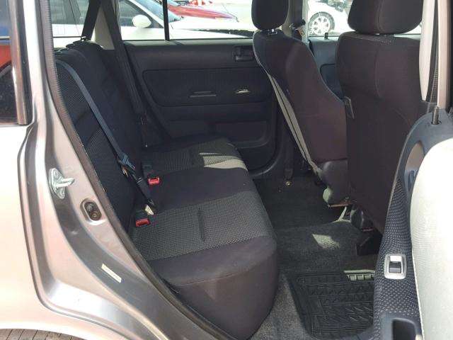 JTLKT324640155115 - 2004 TOYOTA SCION XB Сұр фото 6