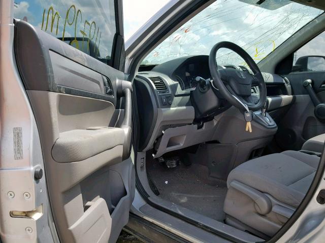 3CZRE3H32AG704457 - 2010 HONDA CR-V LX SILVER photo 9