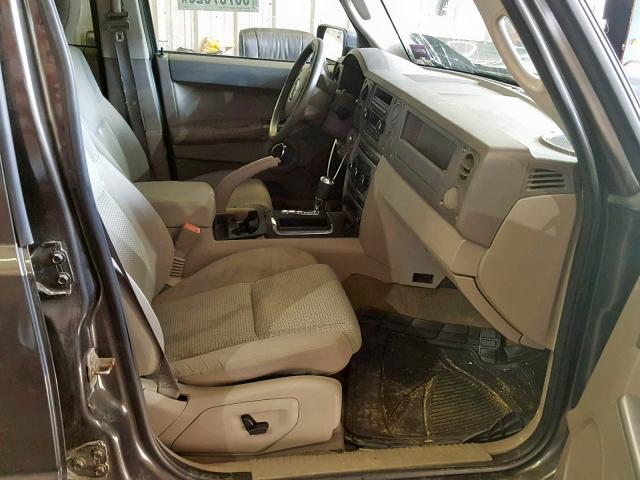 1J8HG48K36C195328 - 2006 JEEP COMMANDER ნაცრისფერი ფოტო 5
