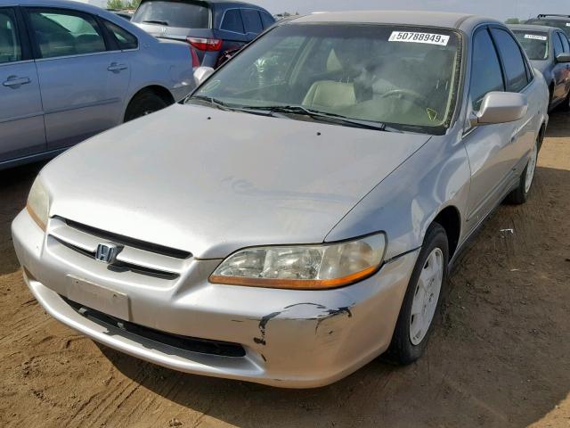 JHMCG665XXC020598 - 1999 HONDA ACCORD LX BEIGE photo 2