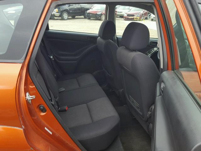 5Y2SL62854Z428816 - 2004 PONTIAC VIBE ORANGE photo 6