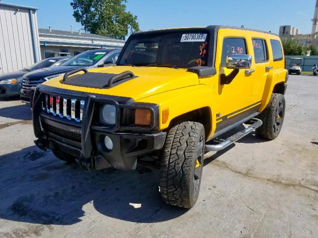 5GTDN136868156878 - 2006 HUMMER H3 YELLOW photo 2