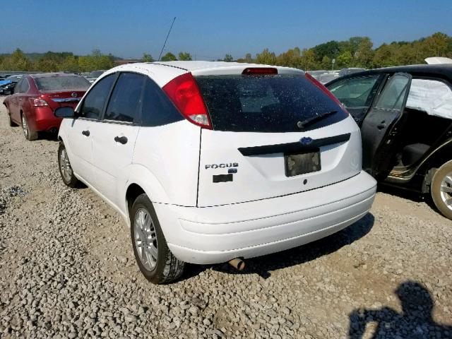 1FAFP37N67W264572 - 2007 FORD FOCUS ZX5 WHITE photo 3