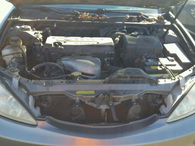 4T1BE32K22U537468 - 2002 TOYOTA CAMRY LE SILVER photo 7