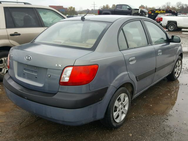 KNADE123166093274 - 2006 KIA RIO GRAY photo 4