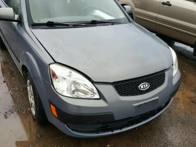 KNADE123166093274 - 2006 KIA RIO GRAY photo 9