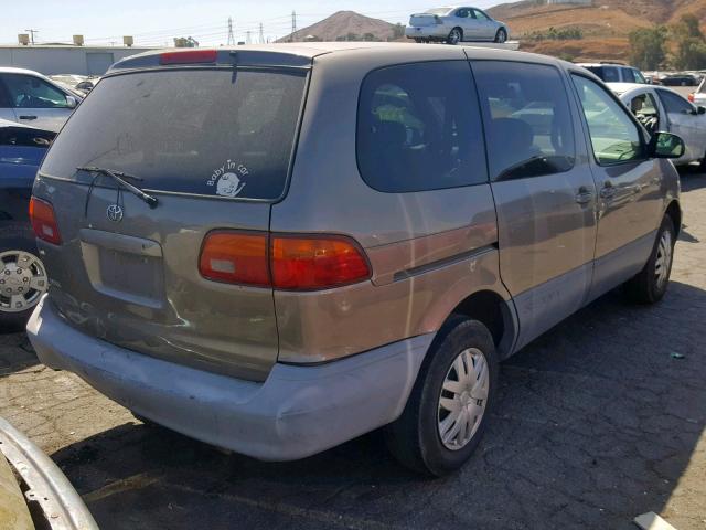 4T3ZF13C1WU014169 - 1998 TOYOTA SIENNA LE BROWN photo 4