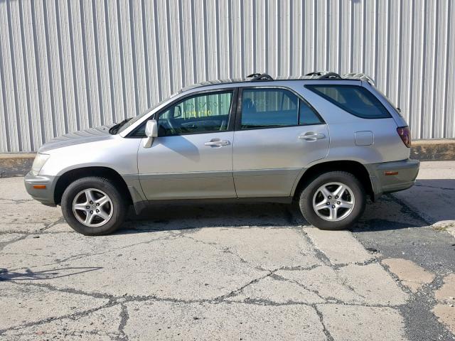 JT6HF10U6X0094364 - 1999 LEXUS RX 300 SILVER photo 9