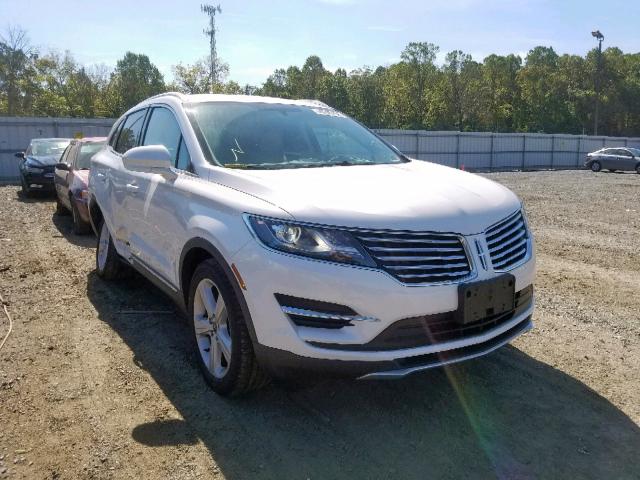 5LMCJ1D97HUL51509 - 2017 LINCOLN MKC PREMIE WHITE photo 1