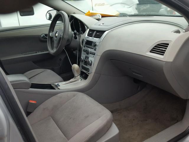 1G1ZB5E03AF225768 - 2010 CHEVROLET MALIBU LS 灰色 照片 5