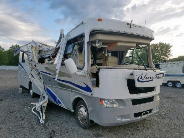 1F6NF53Y260A07241 - 2006 FORD F550 SUPER WHITE photo 1