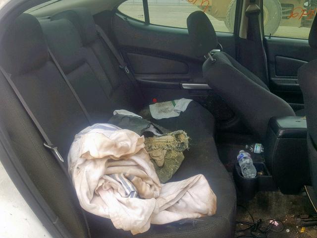 2G2WP552081104831 - 2008 PONTIAC GRAND PRIX WHITE photo 6