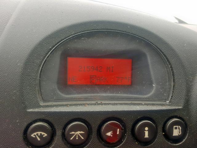 2G2WP552081104831 - 2008 PONTIAC GRAND PRIX WHITE photo 8