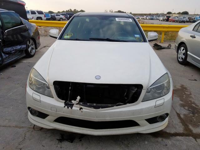 WDDGF56XX8F165924 - 2008 MERCEDES-BENZ C 350 WHITE photo 9