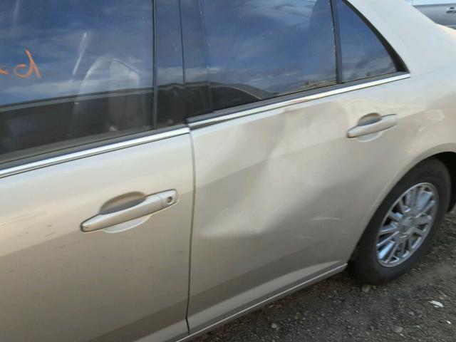 1G6DW677770153851 - 2007 CADILLAC STS BEIGE photo 10