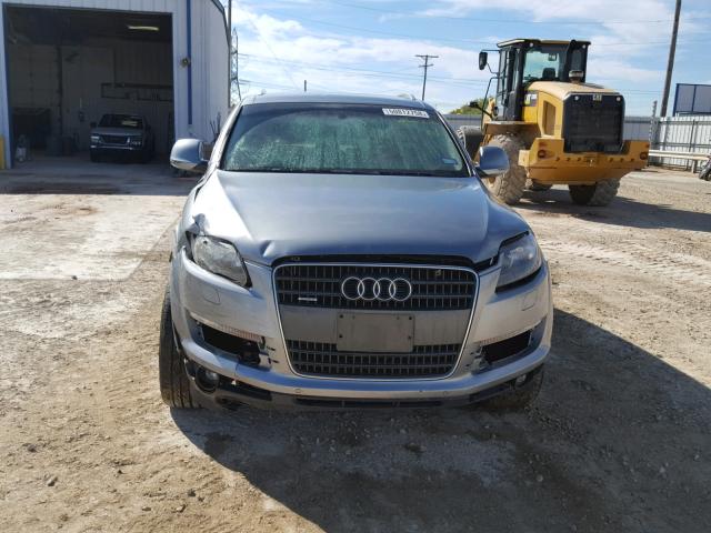 WA1BY94L38D020686 - 2008 AUDI Q7 3.6 QUA GRAY photo 9