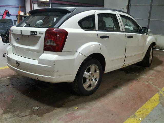 1B3HB48BX7D517028 - 2007 DODGE CALIBER SX WHITE photo 4