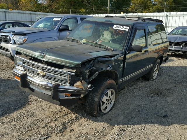 1GNCT18W5N0142104 - 1992 CHEVROLET BLAZER S10 GREEN photo 2