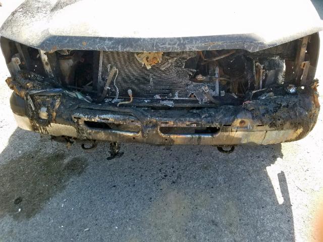 2GCEK19T441209612 - 2004 CHEVROLET SILVERADO BURN photo 10