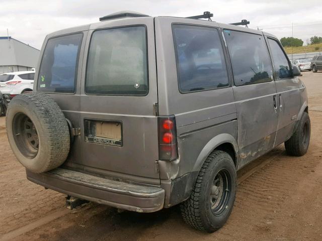 1GNDL15W9PB172027 - 1993 CHEVROLET ASTRO GRAY photo 4