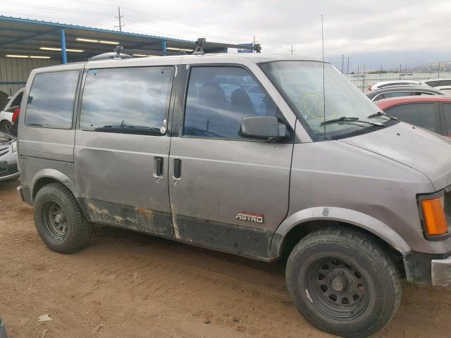 1GNDL15W9PB172027 - 1993 CHEVROLET ASTRO GRAY photo 9