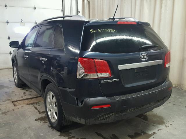 5XYKT3A65CG285961 - 2012 KIA SORENTO BA BLUE photo 3