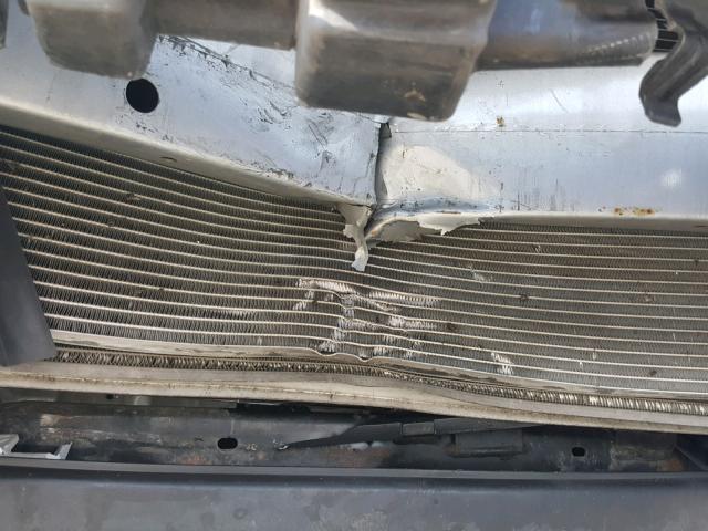 1G1ZB5E08CF281482 - 2012 CHEVROLET MALIBU LS 银色 照片 9