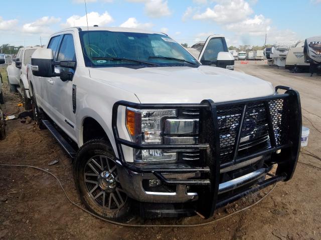 1FT7W2BT4HEE55741 - 2017 FORD F250 SUPER WHITE photo 1