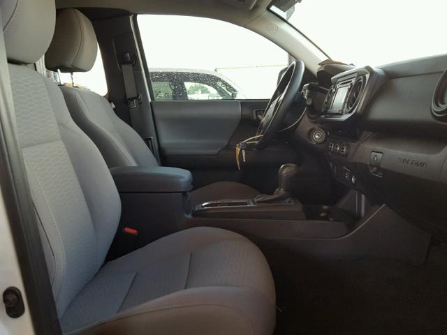 5TFRX5GN3HX093021 - 2017 TOYOTA TACOMA ACC Ақ фото 5