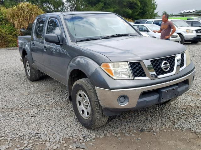 1N6AD07U85C423123 - 2005 NISSAN FRONTIER C CHARCOAL photo 1